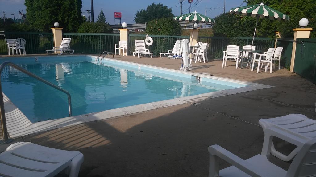 Baymont By Wyndham Cave City Esterno foto