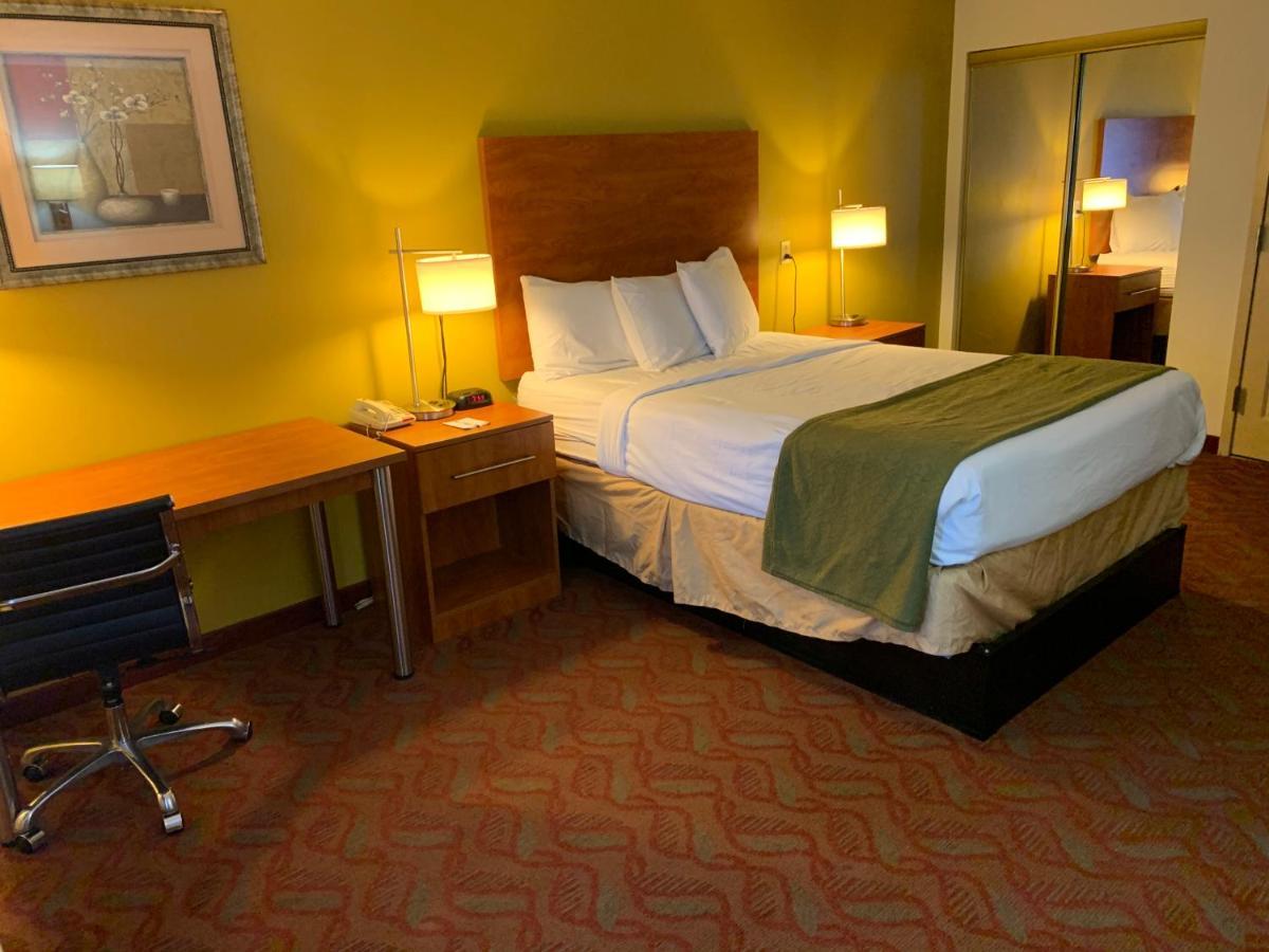 Baymont By Wyndham Cave City Esterno foto